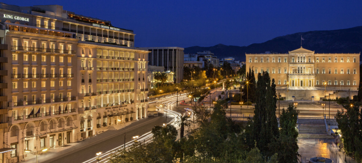 Stay 4 nights for 3 at Hotel King George, Athens