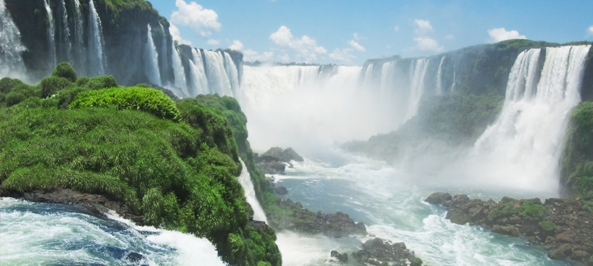The Iguassu Falls The Iguassu Falls